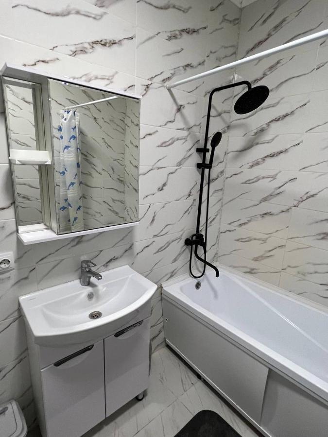 2-Room Apartment Mossovet Бишкек Екстериор снимка