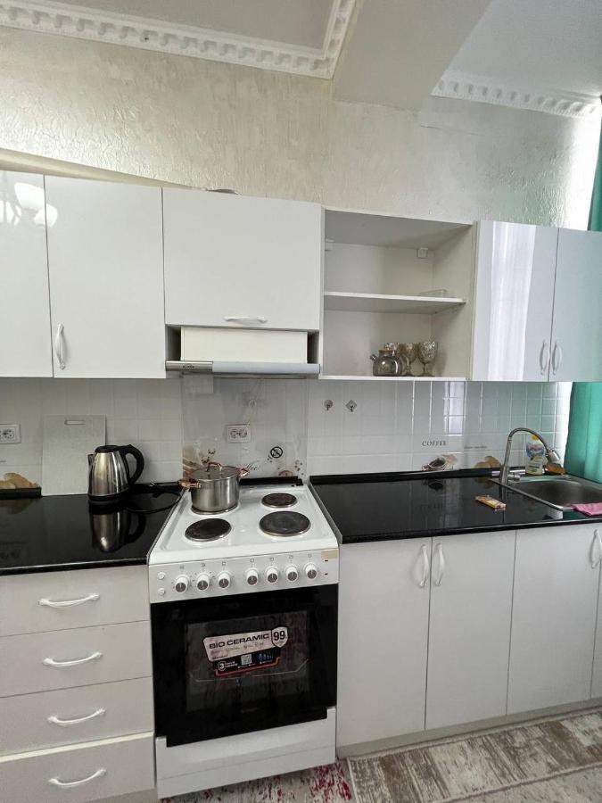 2-Room Apartment Mossovet Бишкек Екстериор снимка