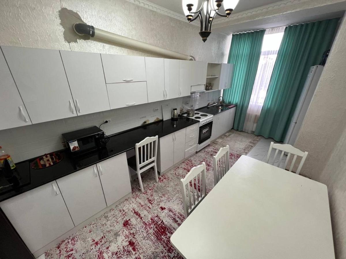 2-Room Apartment Mossovet Бишкек Екстериор снимка
